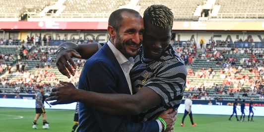 Pogba scalpita, precedente Chiellini? Quale futuro dopo l'addio alla Juve