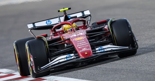 Hamilton scalpita: “Vecchio? Potrei correre a 50 anni”