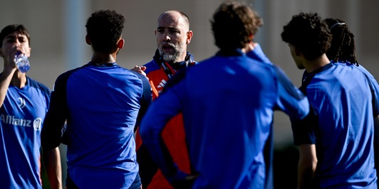 Tudor a tu per tu con i giocatori Juve, Motta azzerato: cosa non succederà più