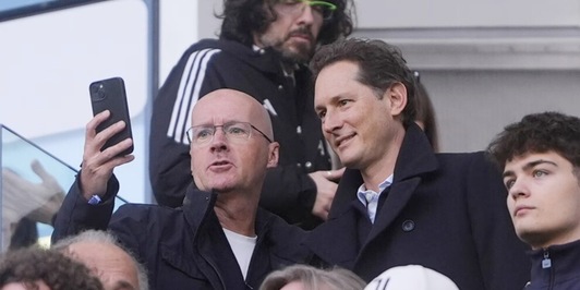 Elkann negli spogliatoi Juve, incontro con Tudor e Giuntoli. E su Tether…