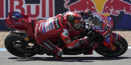 Bagnaia non avvicina Marquez. Gli altri braccano Ducati