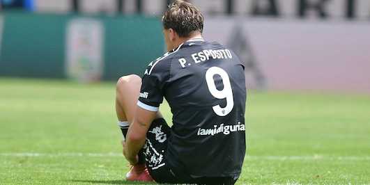 Italia U21, Pio Esposito lascia il ritiro e gli Europei per infortunio: come sta Italia U21, Pio Esposito lascia il ritiro e gli Europei per infortunio: come sta