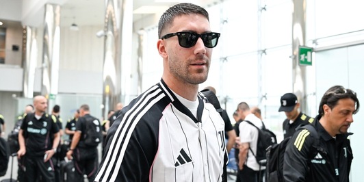 Vlahovic al Milan, per Allegri è un affare: la cifra che accontenterebbe la Juve