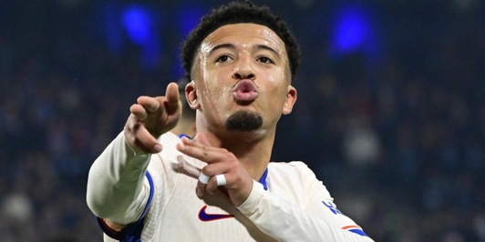 Calciomercato Juve, Sancho al bivio Mourinho: i soldi del Fenerbahce, la Champions bianconera