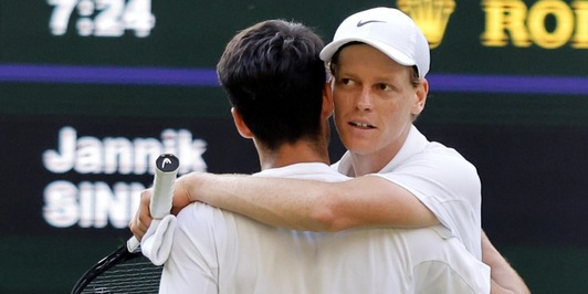 Sinner-Alcaraz, riparte la sfida: allo US Open corsa a inseguimento, in palio il numero 1 e non solo