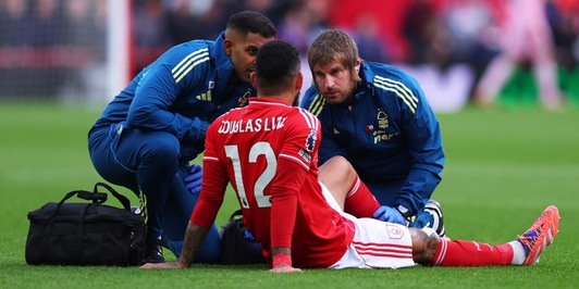 Douglas Luiz, brutte notizie Juve: infortunio contro lo United. E il riscatto Nottingham...