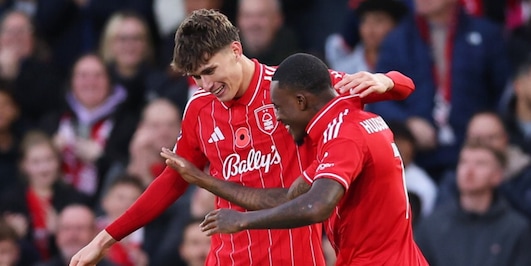 Douglas Luiz ko e Savona primo urlo in Premier: il Nottingham frena lo United, l'Arsenal vola