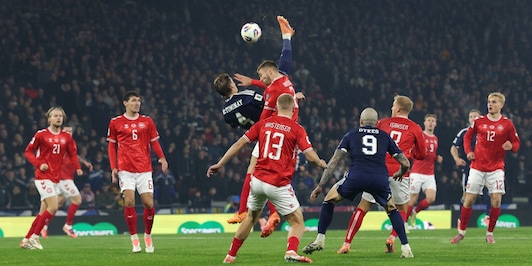 McTominay meglio di Cristiano Ronaldo: la rovesciata da sogno batte il record del portoghese