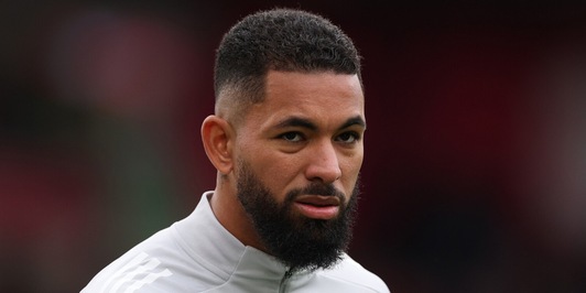 Allarme Douglas Luiz: 28.5 milioni in bilico. Per Comolli è fuori dal progetto Juve: scatta un piano B