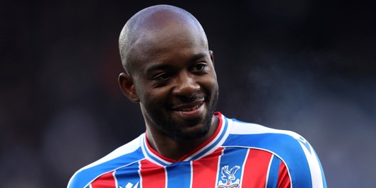 Mateta non ci sta e chiede la cessione: è in pole per la Juve. Strategia Comolli ed effetto domino