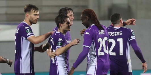 Vittoria clamorosa dello Jagiellonia sulla Fiorentina: Fagioli e Kean salvano Vanoli ai supplementari