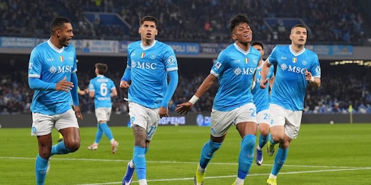 Il Napoli stende il Toro, fattore Alisson e illusione Casadei: Conte, punti Champions