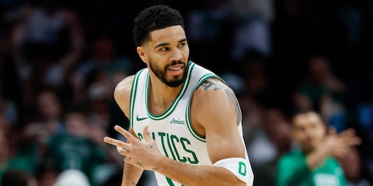 Boston ai Play Off con i 32 di Tatum e New York ancora ko. Bene Jokic e Denver