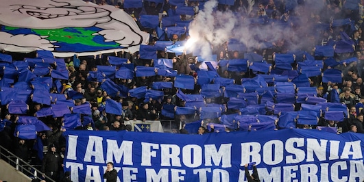 Fuochi, fumogeni e bengala: Bosnia-Italia sarà l’inferno. In arrivo i ‘carcerati’ e gli ‘avvoltoi’