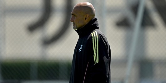 Juve in silenzio, Spalletti il più scosso. La retorica di Comolli nel discorso alla squadra