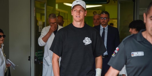 Sinner verde speranza: esami conclusi, testa a Wimbledon. Quando torna ad allenarsi a Montecarlo