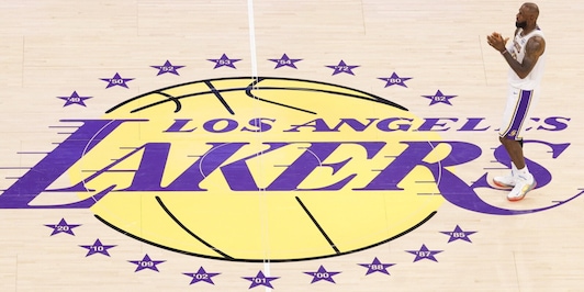 Lakers nella storia, ma fuori dal campo: l'incredibile cifra della nuova cessione!