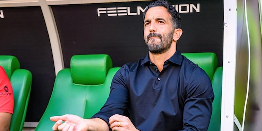 Amorim spazza via il vecchio Milan: "Spazio ai giovani. Leao deve lottare". E su Maignan e Rabiot...