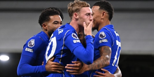 Tris Chelsea al Fulham di Arbeloa: buona la prima di Xabi Alonso. Decidono Pedro, Rogers e Palmer Tris Chelsea al Fulham di Arbeloa: buona la prima di Xabi Alonso. Decidono Pedro, Rogers e Palmer