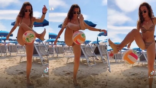 Juve, Kristin Carrer fenomeno in spiaggia: che palleggi!