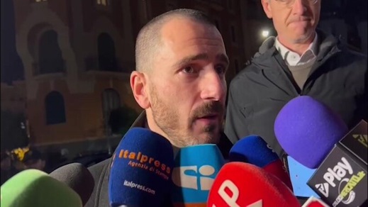 Bonucci su Vialli: "Il ricordo più bello è l'abbraccio con Mancini" Bonucci su Vialli: "Il ricordo più bello è l'abbraccio con Mancini"