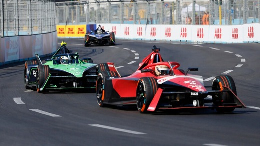 Dennis si prende la pole della domenica nell'ePrix di Roma