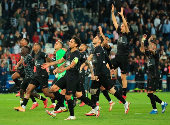 Psg, otto su otto senza Messi! Lione, 1-1 e rosso a Emerson Palmieri thumbnail