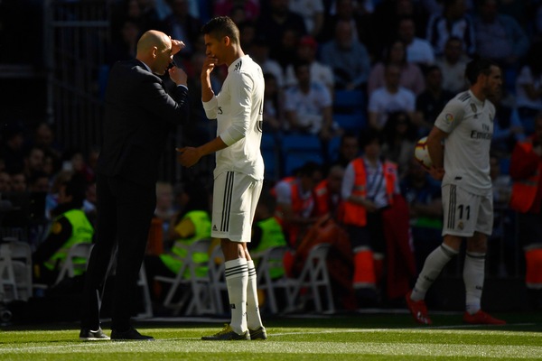 As: «Varane vuole lasciare il Real Madrid, Zidane prepara il maxi-rinnovo»