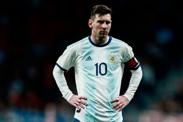 Argentina, ritorno amaro per Messi: il Venezuela vince 3-1. Dybala resta in panchina