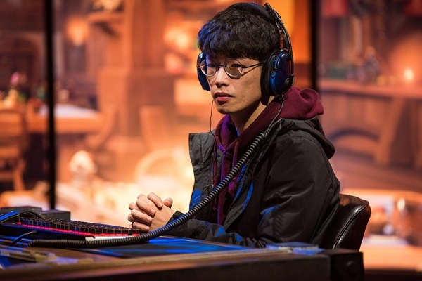 Blizzard bandisce Roger dagli Hearthstone Grandmasters