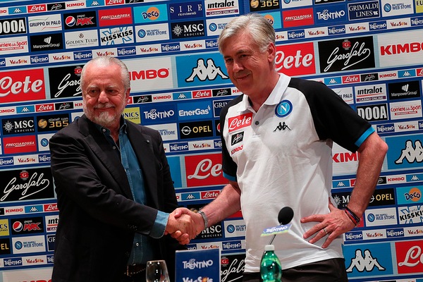 De Laurentiis, auguri scherzosi ad Ancelotti: "Tre volte ventenne"