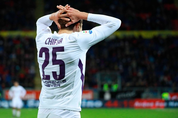 Fiorentina, Chiesa illeso dopo un incidente in auto