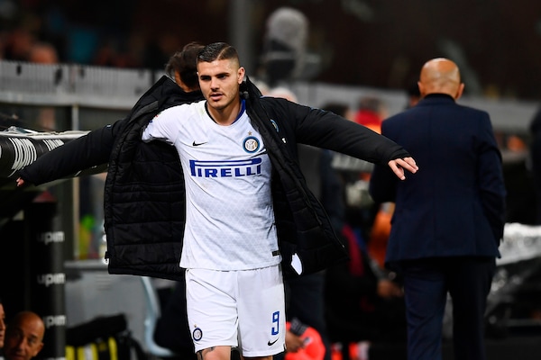Inter, la Curva Nord: «Su Icardi non faremo passi indietro»
