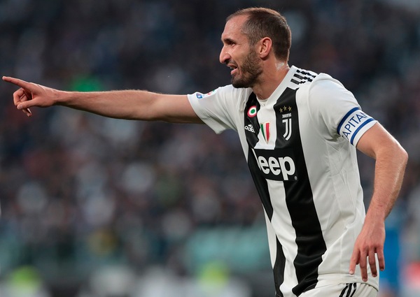 Juventus, Chiellini ko: è a rischio per l'Ajax. Ronaldo ce la fa, Emre Can no