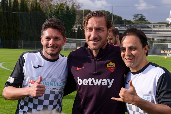 Roma, Totti: «Champions? Spero la Juve superi il turno»