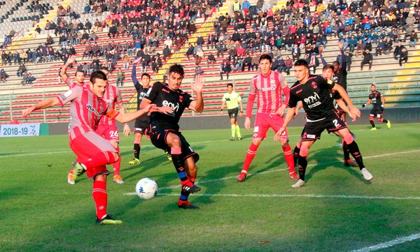 Serie B, probabili formazioni e diretta dalle 15. Dove vederla in tv