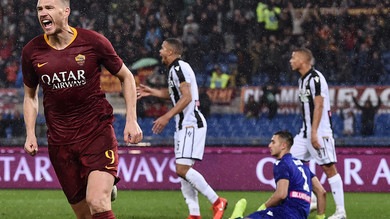 La Roma supera l'Udinese: Dzeko ritrova il gol all'Olimpico