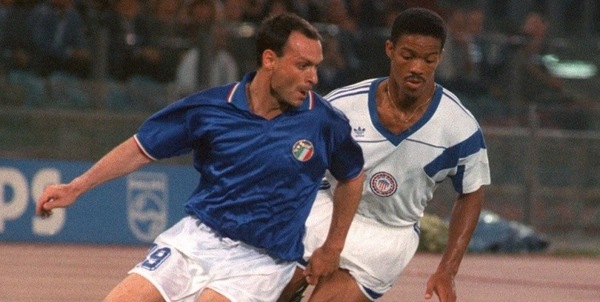 Addio a Jimmy Banks: sfidò gli azzurri ai Mondiali del '90, ma non giocò mai a calcio