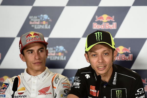 MotoGp, Rossi: «Senna è stato più di una leggenda»