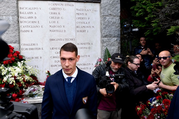 Belotti e i 31 nomi: commozione a Superga per il Grande Torino