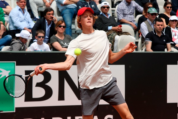 Tennis, Internazionali: Sinner da impresa contro Tsitsipas