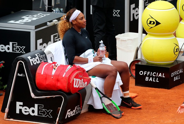 Tennis, Internazionali: ritiro di Serena Williams, niente derby con Venus