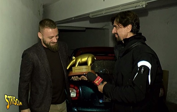 De Rossi via dalla Roma: arriva il Tapiro d'oro