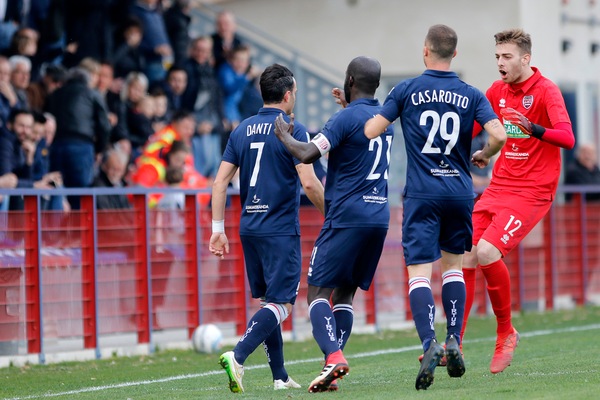 Playout, gioia Virtus Verona: Sirignano firma l'1-0 sul Rimini