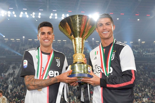 Juventus, disposto l'intervento chirurgico per Cancelo