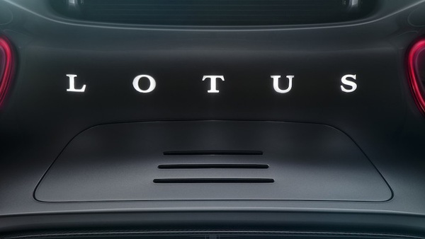 Type 130, la prima elettrica della Lotus: a luglio il debutto