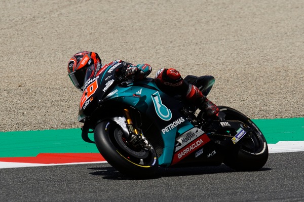 Quartararo, operazione riuscita: Montmelò in forse
