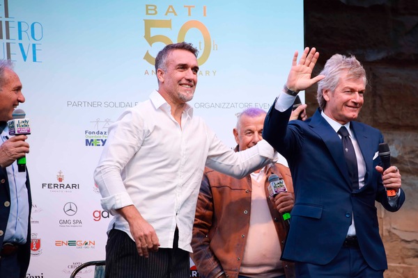 Batistuta: "Io alla Fiorentina da dirigente? Ne sarei lusingato"
