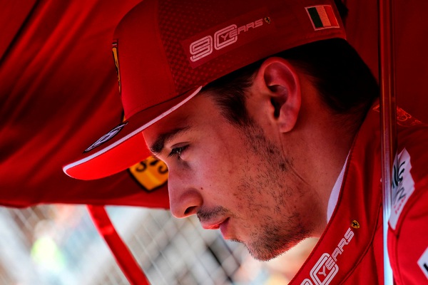 Leclerc: "È giusto che Vettel stia davanti nelle gerarchie"