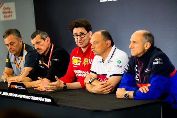 F1, non passa la proposta per tornare a pneumatici 2018